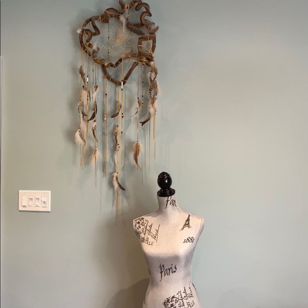 Meet your Posher, Lora